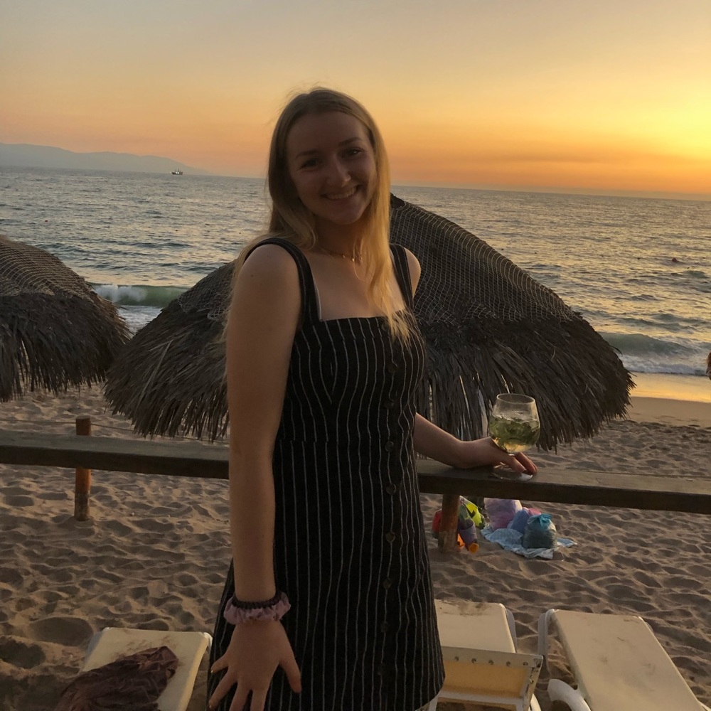 Meet your Posher, Becky